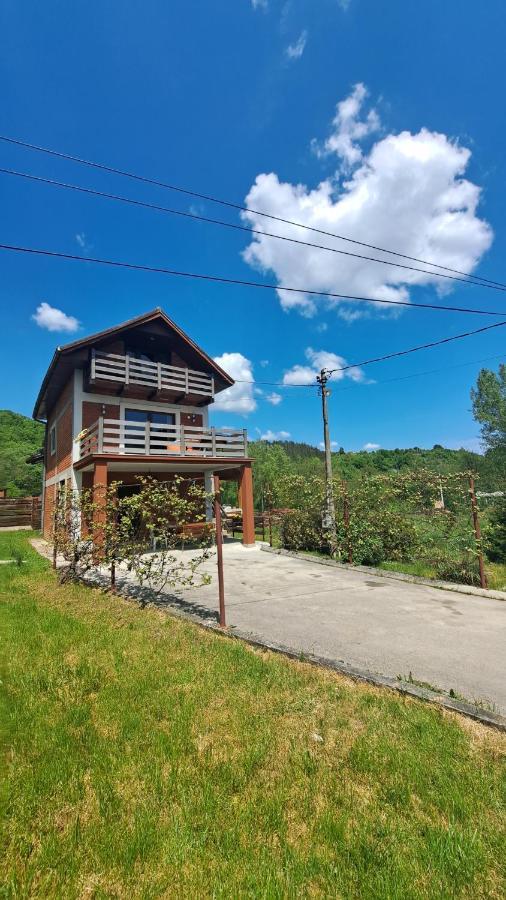 Apartman Cherry Gradac Valjevo Exterior photo